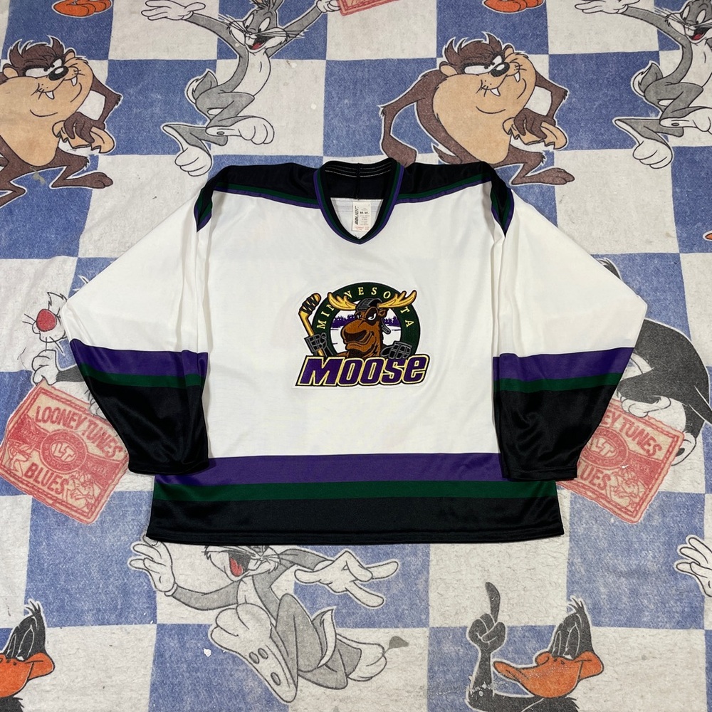 Vintage Minnesota moose jersey